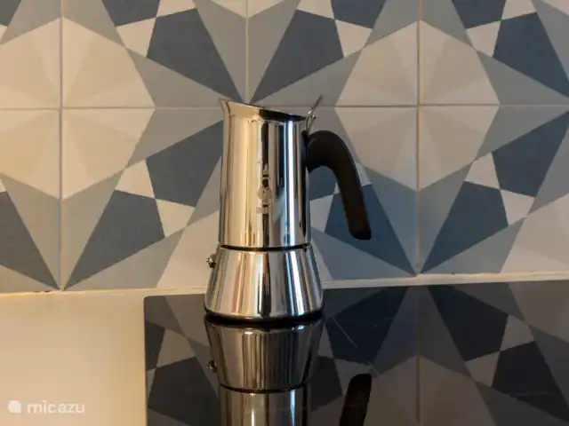 Volledig ingerichte keuken